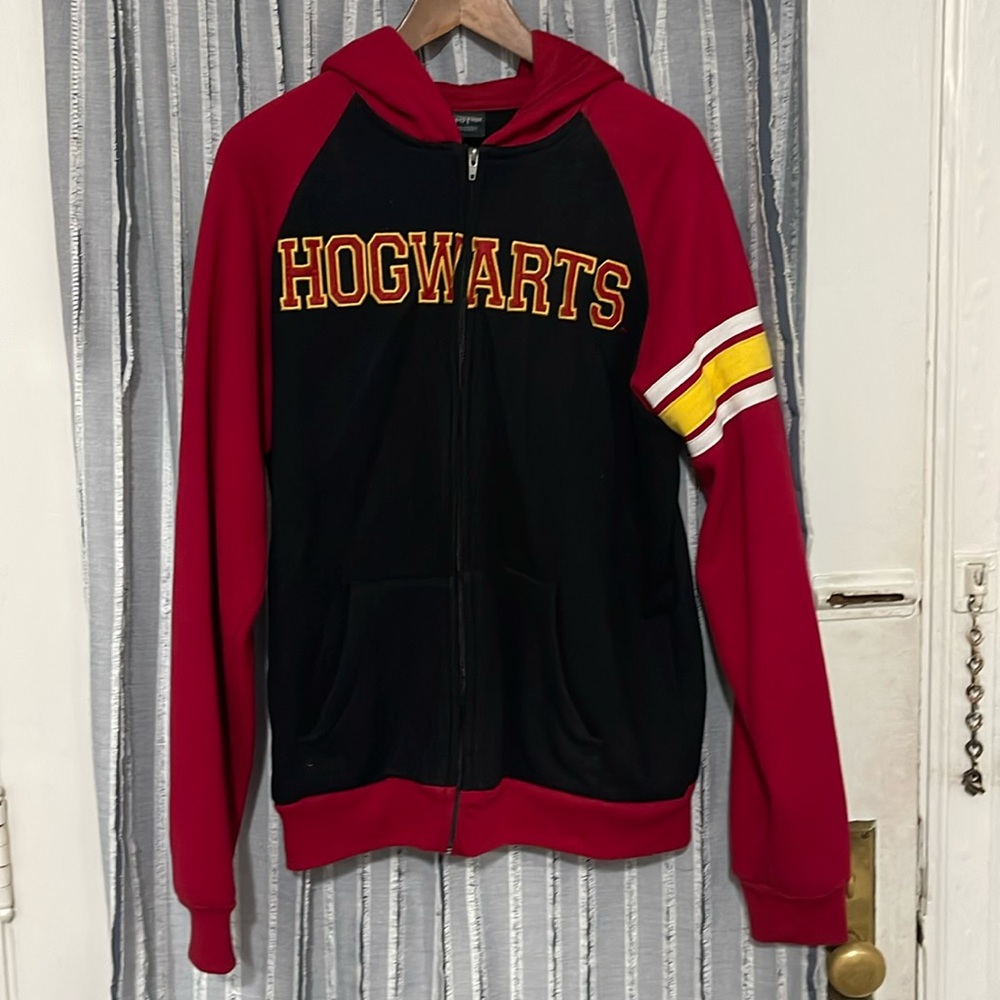 Hogwarts zip-up hoodie